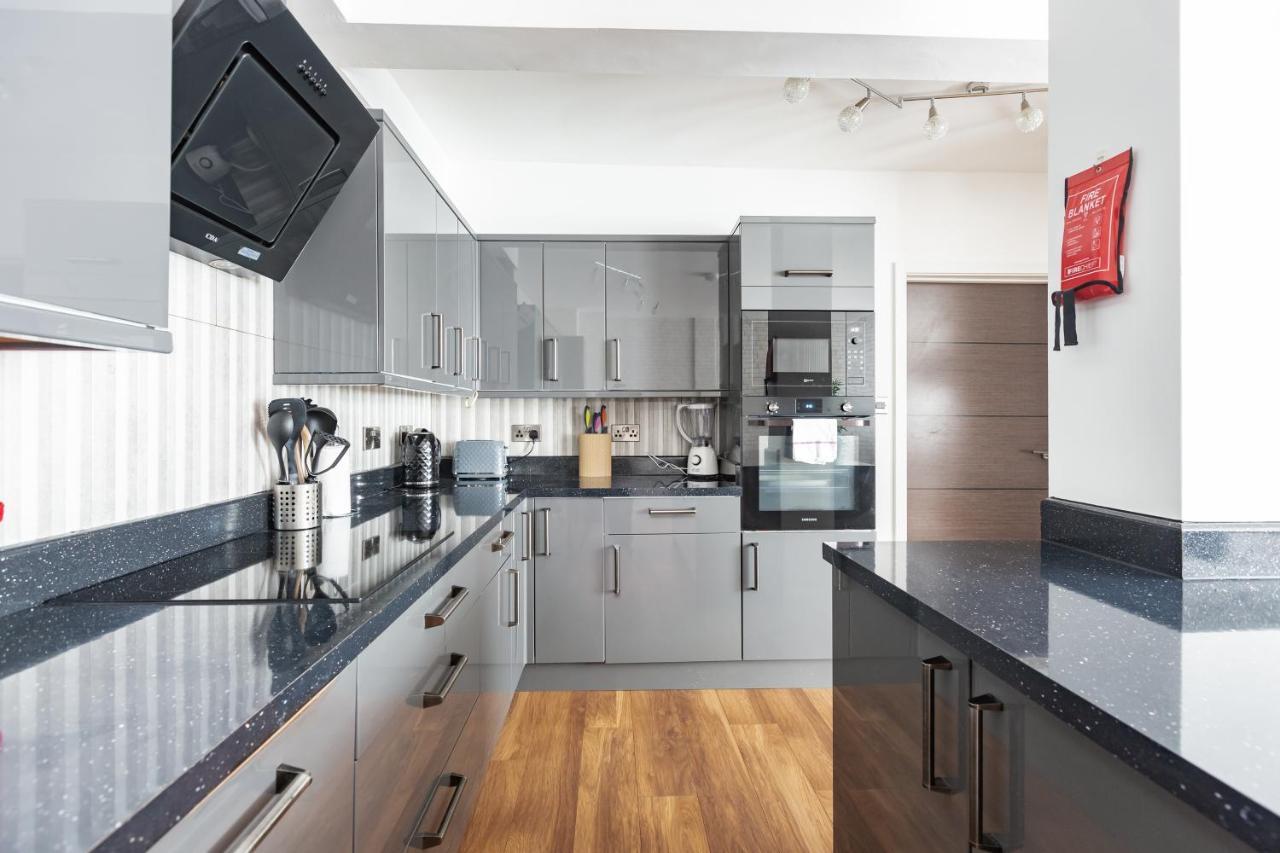 Manhattan Heights Apartment Maidstone Exterior foto